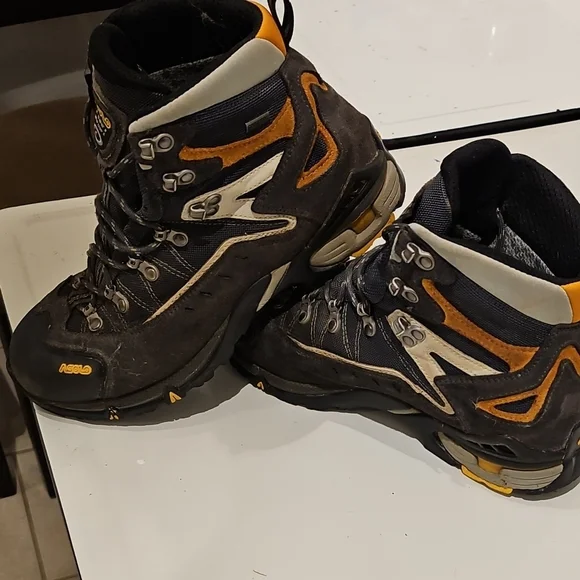 Asolo Black and Orange Outdoor Boots Amazon.com | ASOLO Men main image 3